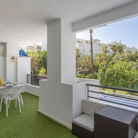Puerto Banus Golden Apartment